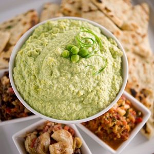 Green Chickpea Garbanzomole